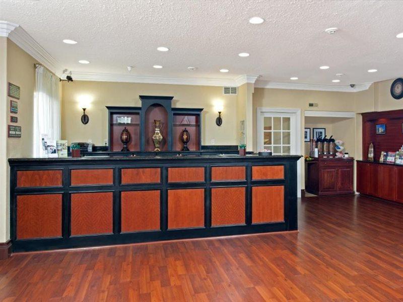 Country Inn & Suites By Radisson, Bloomington-Normal Airport, Il Экстерьер фото