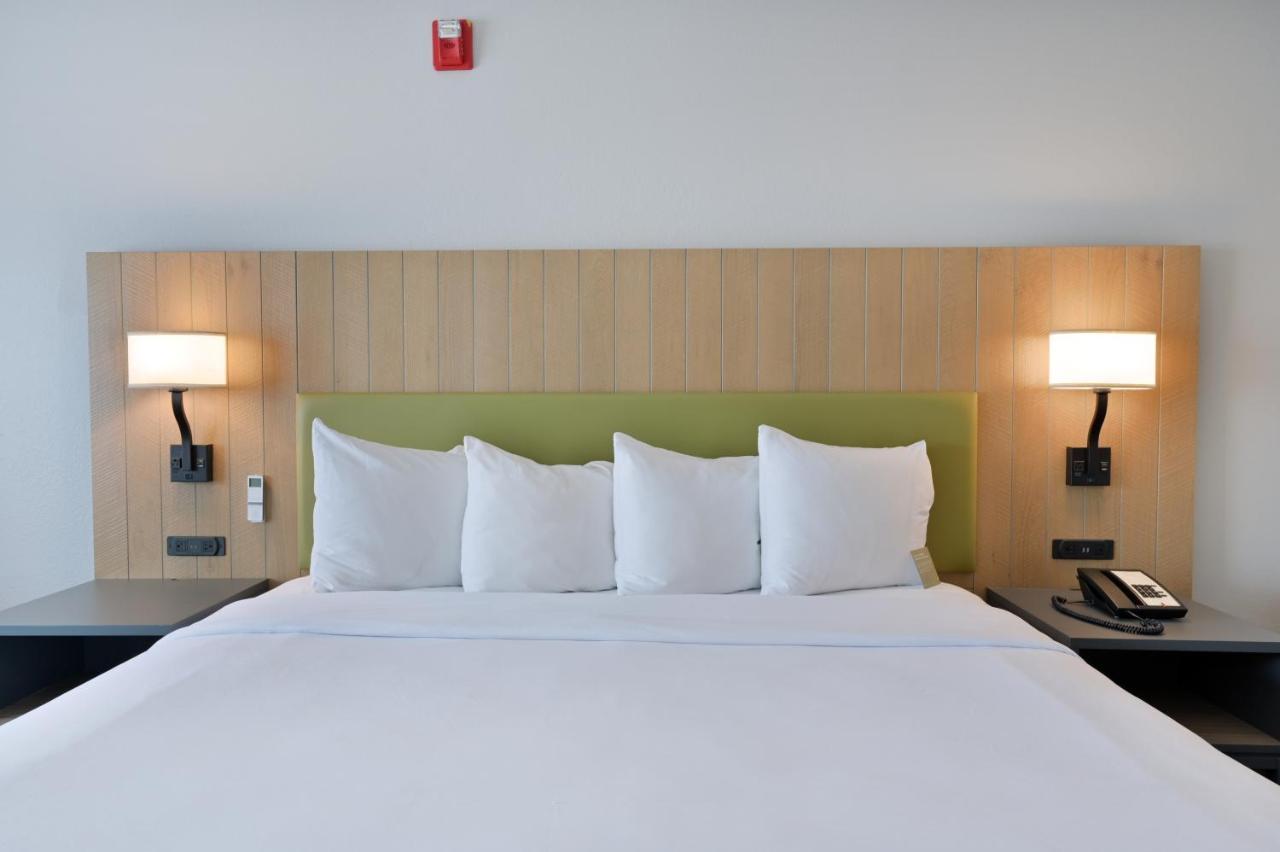 Country Inn & Suites By Radisson, Bloomington-Normal Airport, Il Экстерьер фото