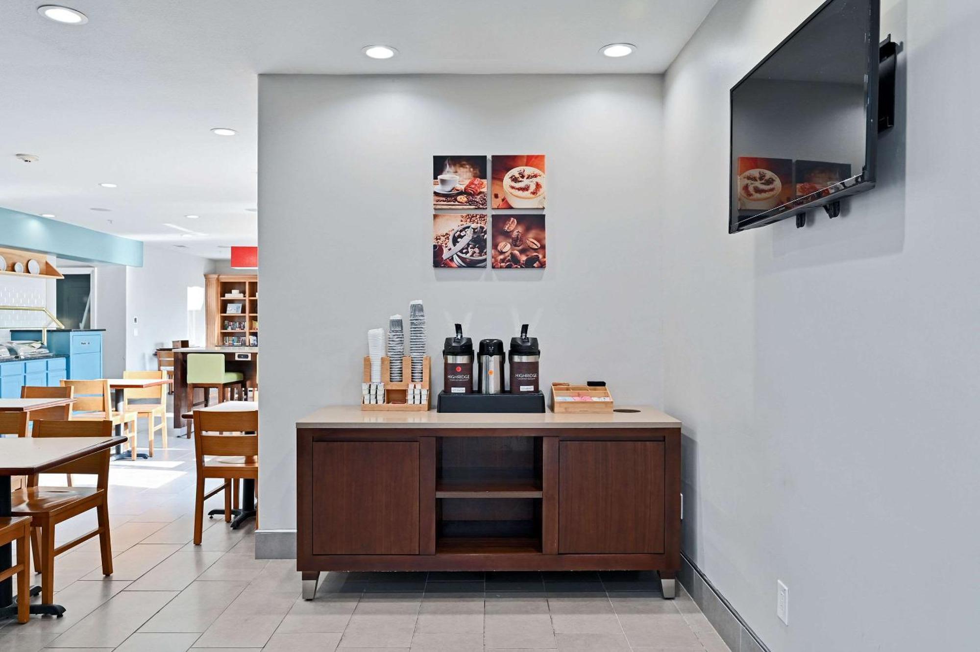 Country Inn & Suites By Radisson, Bloomington-Normal Airport, Il Экстерьер фото