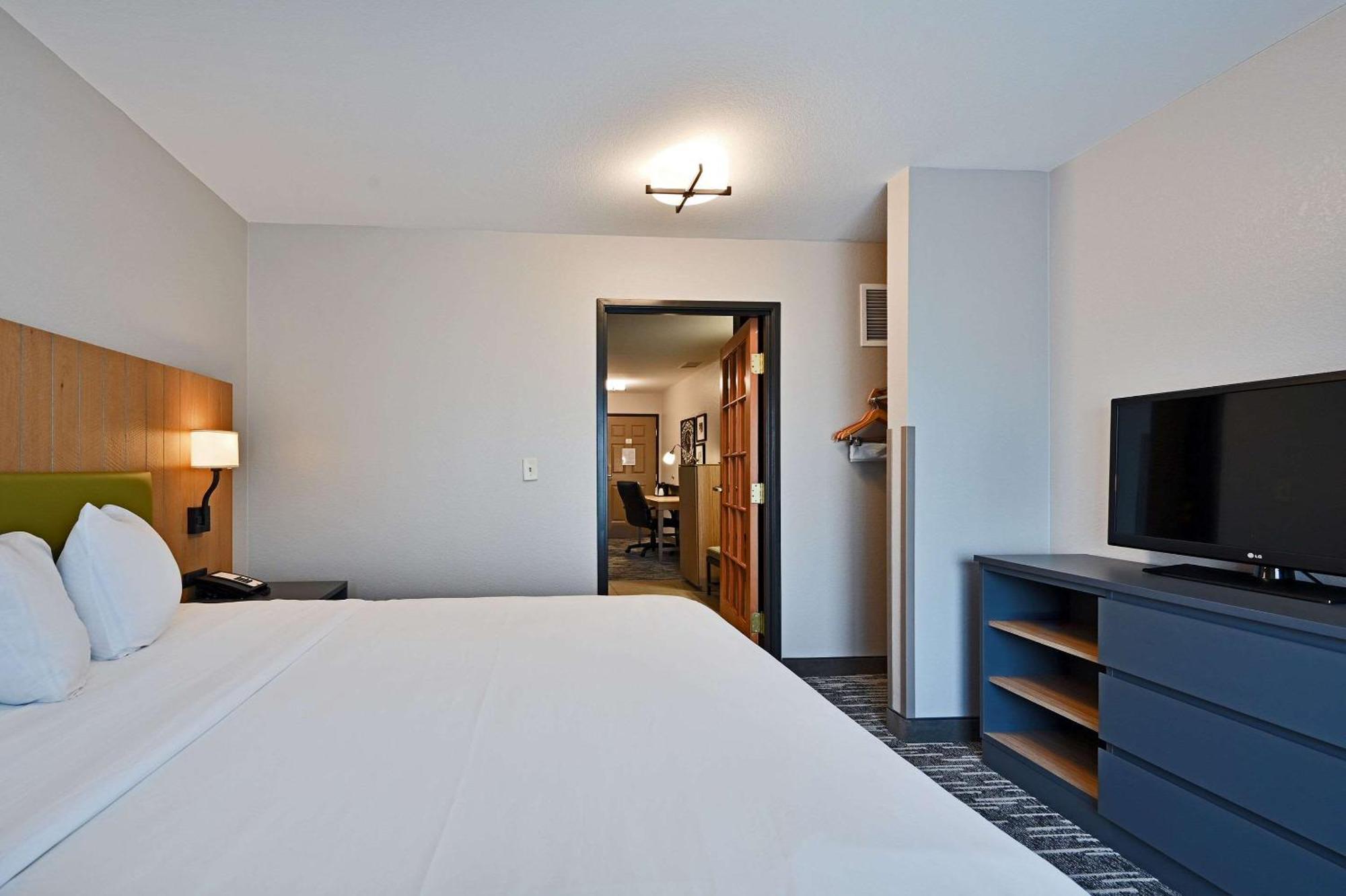 Country Inn & Suites By Radisson, Bloomington-Normal Airport, Il Экстерьер фото