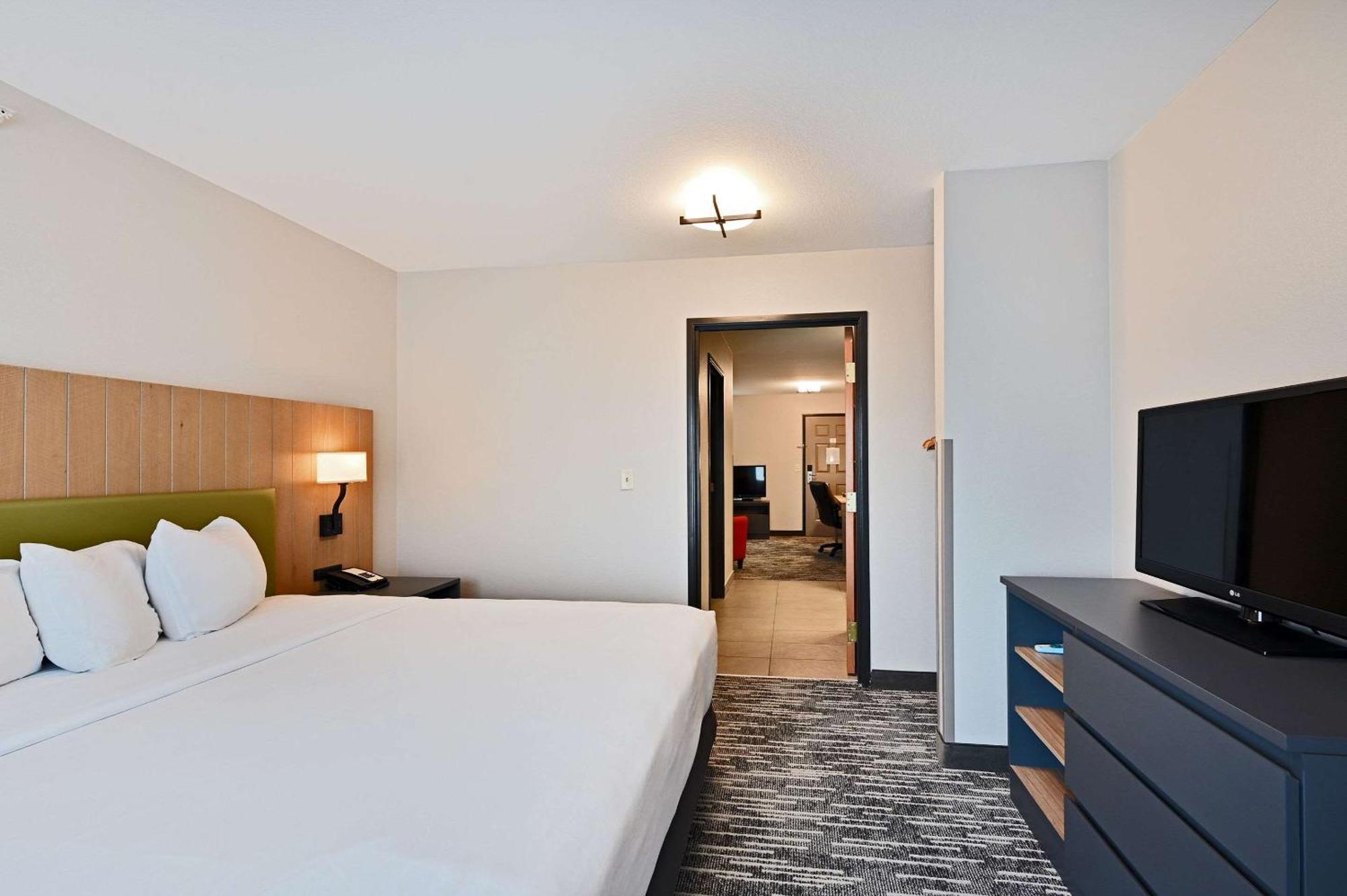 Country Inn & Suites By Radisson, Bloomington-Normal Airport, Il Экстерьер фото